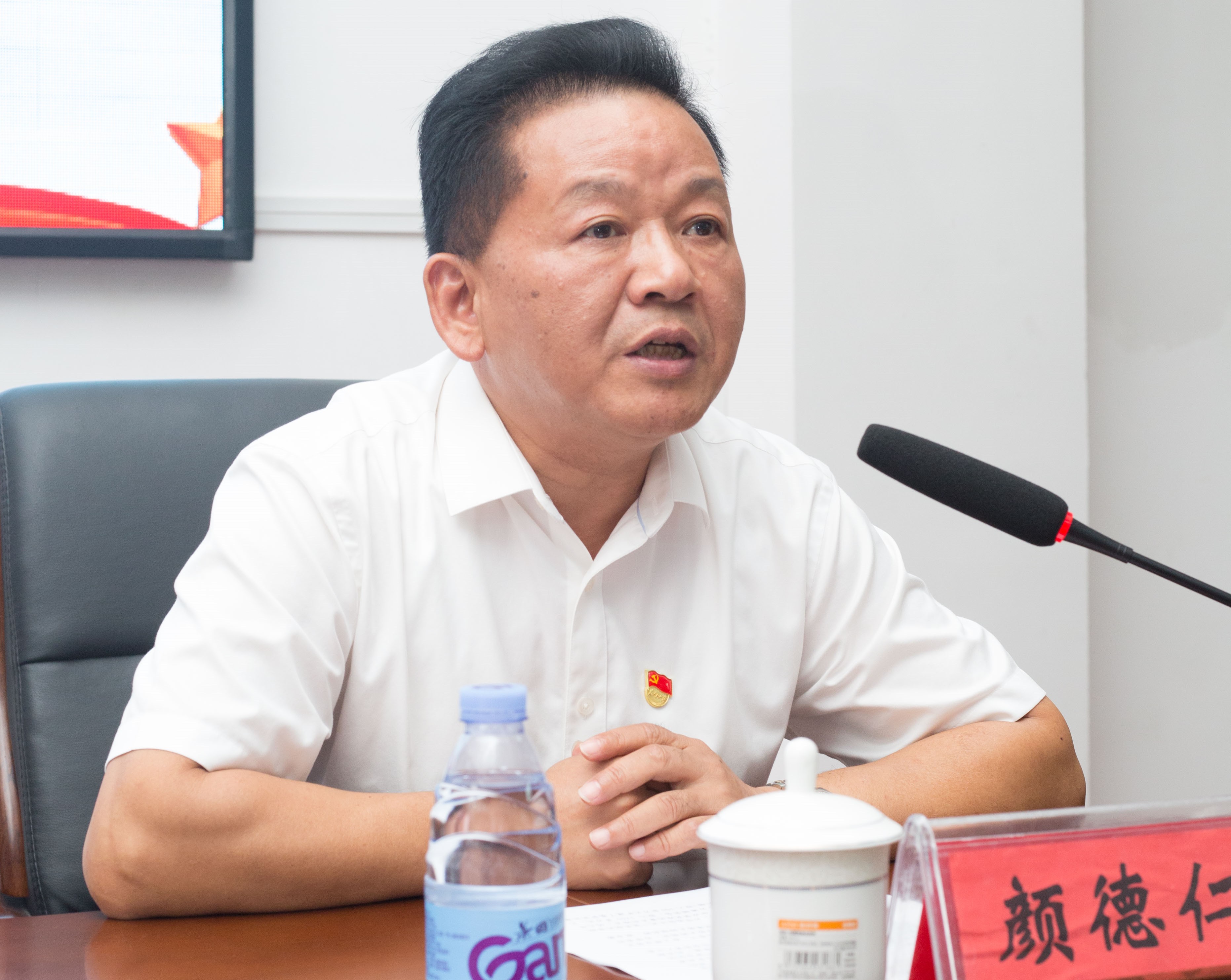 益陽市衛(wèi)生職業(yè)技術(shù)學(xué)校召開慶祝第36個(gè)教師節(jié)表彰大會(huì)(圖5)