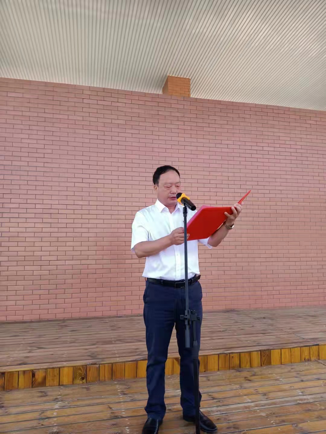 激情迎接新學(xué)期 齊心譜寫新篇章——我校開展“開學(xué)第一課”系列活動(dòng)(圖6)