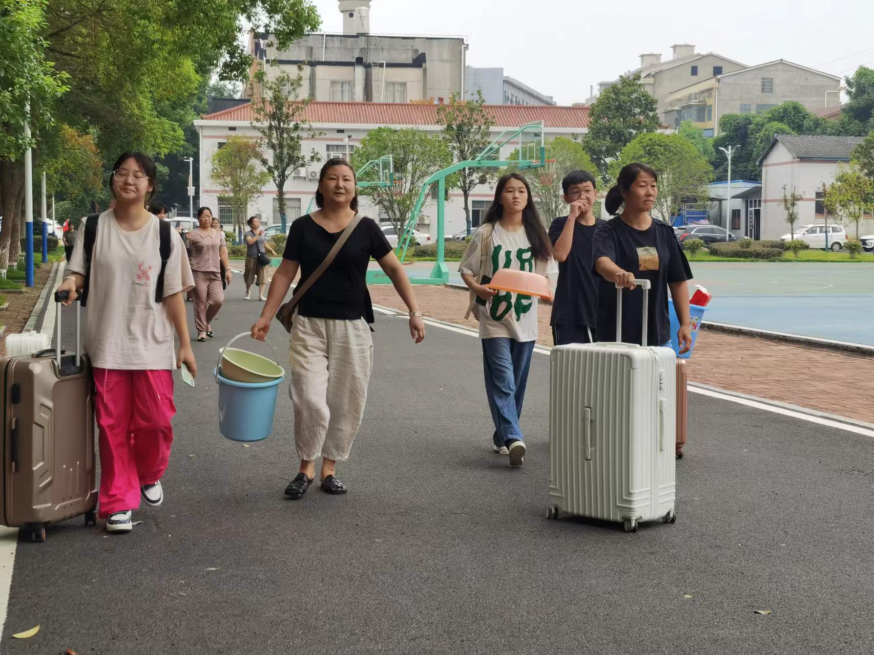 相遇初秋，共赴新程———衛(wèi)校迎新進行時(圖3)