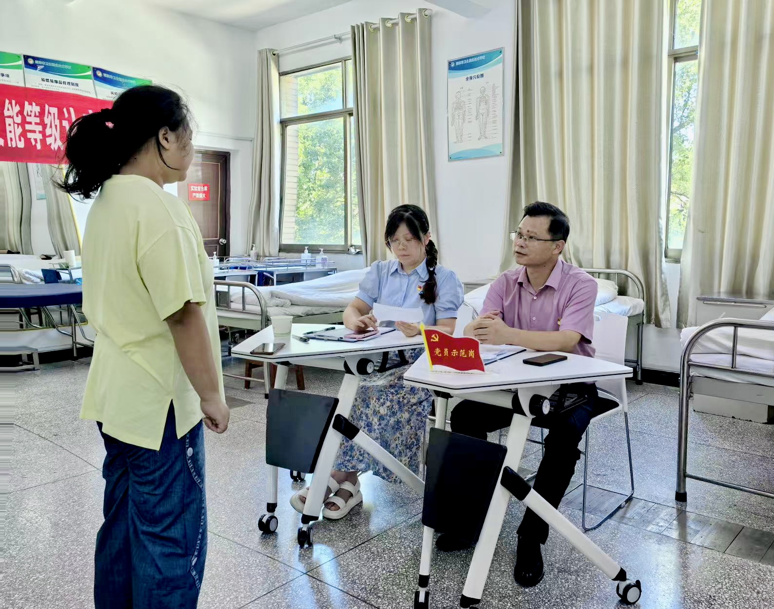 “醫(yī)心向黨?衛(wèi)護初心”——市衛(wèi)校開展慶“七一”系列活動(圖5)
